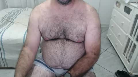 Snapshot of mysterbearmg chatting on March 11, 10:38 pm mysterbearmg online show from March 11, 10:38 pm