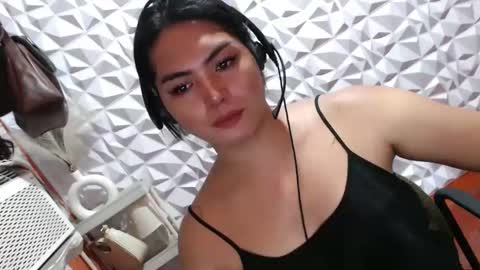 SUPPORT GODDESS TRISHA  AND DONT FORGET TO FOLLOW ME online show from April 4, 3:20 pm