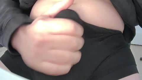 Leo online show from April 2, 8:45 am