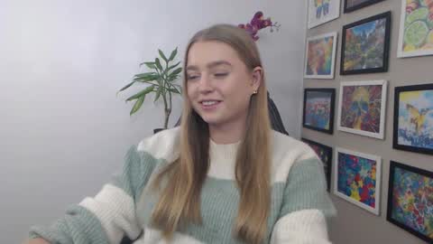 Erica online show from December 11, 8:50 pm