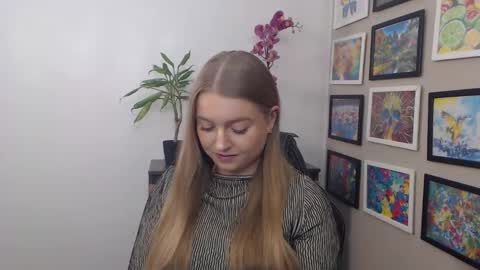 Erica online show from January 9, 4:49 pm