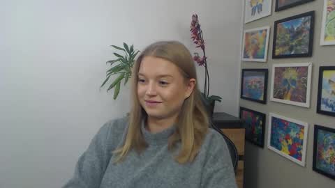 Erica online show from December 18, 9:37 am