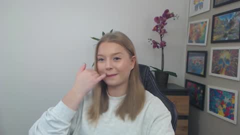 Erica online show from February 5, 9:14 am