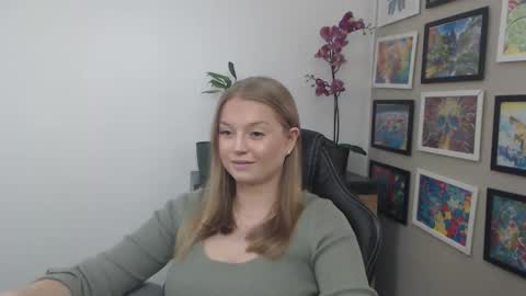 Erica online show from April 10, 8:30 am