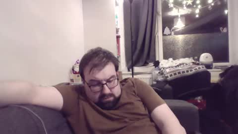 Snapshot of mysterymonkey1234 chatting on December 12, 10:42 pm MysteryMonkey online show from December 12, 10:42 pm