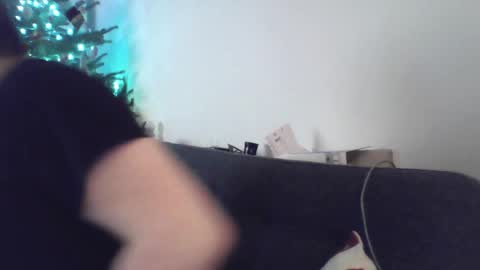 Snapshot of mysterymonkey1234 chatting on December 30, 10:23 pm MysteryMonkey online show from December 30, 10:23 pm