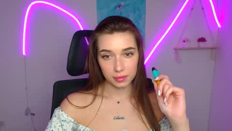 Amelia online show from May 4, 11:17 am