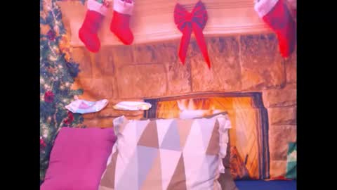 mysticebony18 online show from December 3, 7:33 pm