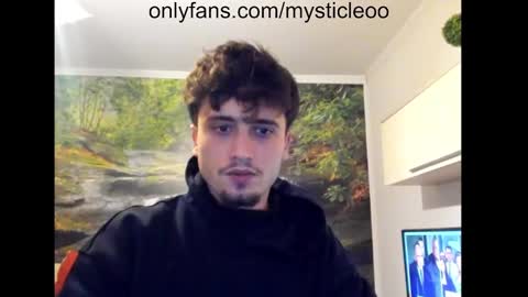 Mystic Leo online show from December 1, 7:03 pm