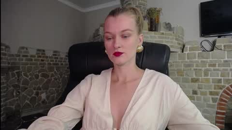 mysticvenus_ online show from September 24, 7:01 am