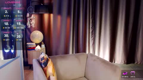 Angeline online show from March 25, 5:52 pm