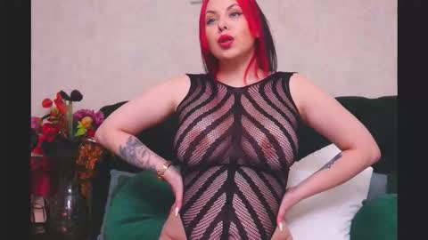 MystiqueRosee online show from March 6, 9:00 pm