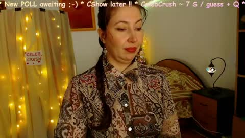 Snapshot of mystydew chatting on May 2, 12:32 pm MystyDew online show from May 2, 12:32 pm