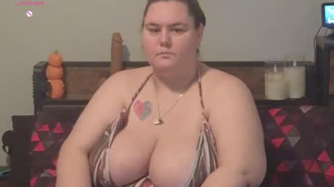 Snapshot of mzjuicybootay2169 chatting on October 7, 12:13 pm Mzjuicybootay online show from October 7, 12:13 pm