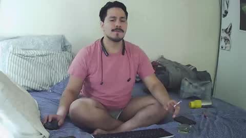 Snapshot of n0ttheface chatting on November 3, 6:20 pm N0ttheFace online show from November 3, 6:20 pm