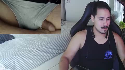 Snapshot of n0ttheface chatting on November 5, 5:46 pm N0ttheFace online show from November 5, 5:46 pm