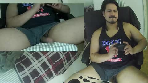 Snapshot of n0ttheface chatting on December 15, 5:50 pm N0ttheFace online show from December 15, 5:50 pm