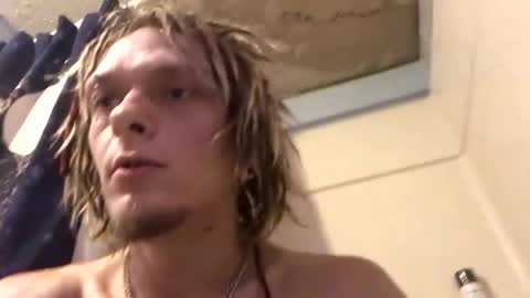 Snapshot of n1t3mar3420 chatting on November 30, 2:32 pm n1t3mar3420 online show from November 30, 2:32 pm