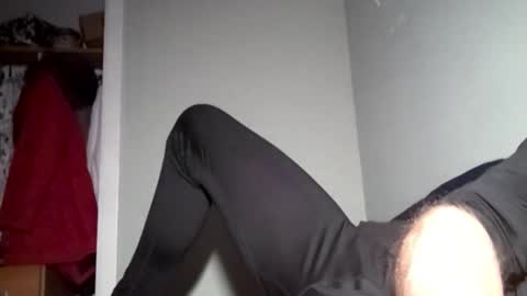 n33ds2br33d online show from November 21, 4:00 am