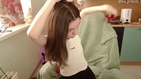 Vanessa and Julia  online show from April 5, 10:12 am