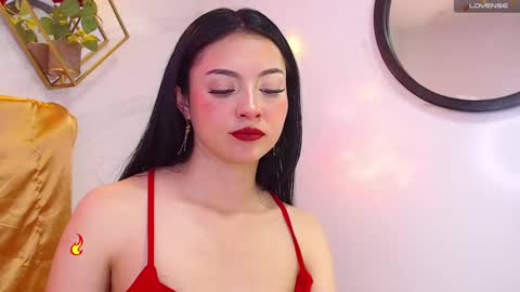 naamah_b online show from January 9, 4:28 pm