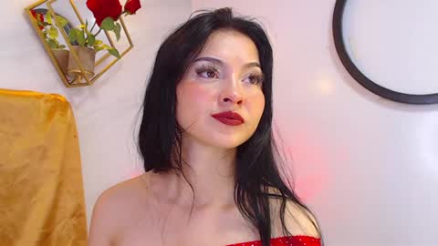 naamah_b online show from January 28, 1:38 pm