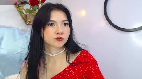 naamah_b online show from February 5, 1:22 pm