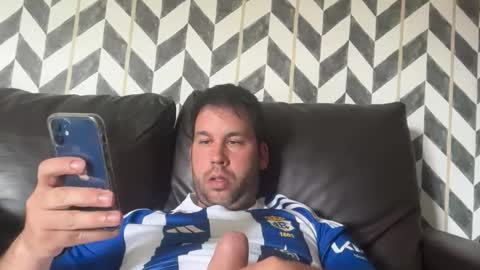 Snapshot of nachosev chatting on April 9, 3:50 pm jesussevilla online show from April 9, 3:50 pm