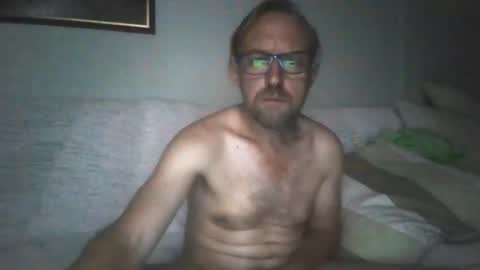 nachtigall25 online show from September 24, 10:57 pm