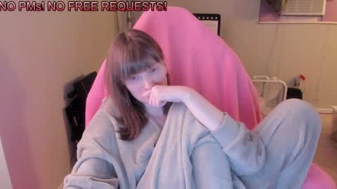 Natalie Marlo online show from January 3, 2:10 am