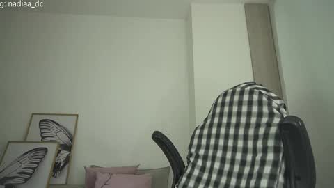 Nadia  INST Nadiaa dc online show from April 3, 4:32 am