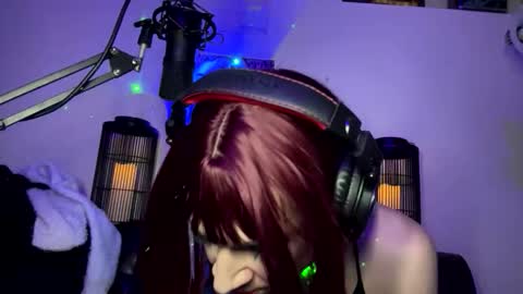 nadia_crivello online show from January 8, 8:16 am