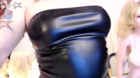 Nadia Vixen online show from May 15, 11:23 pm