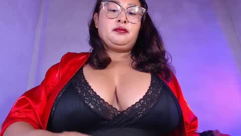 Nadia online show from December 1, 9:14 am