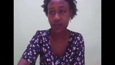 nah296652 online show from April 5, 7:55 pm