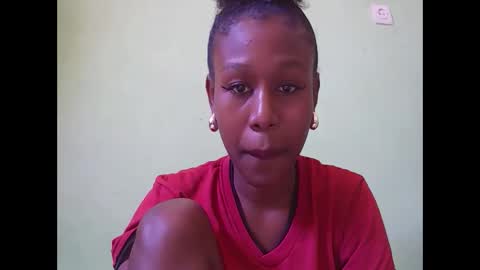 nah296652 online show from April 8, 9:09 am