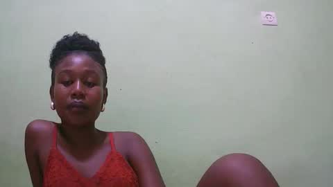 nah296652 online show from April 16, 5:03 pm