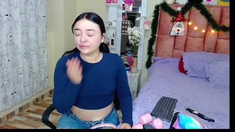 Snapshot of nahia__2 chatting on December 14, 1:38 pm nahia cute only online show from December 14, 1:38 pm