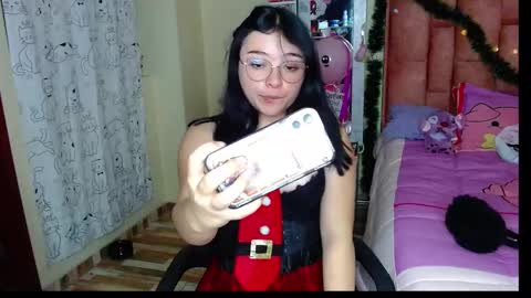 Snapshot of nahia__2 chatting on December 24, 7:33 pm nahia cute only online show from December 24, 7:33 pm