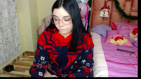 Snapshot of nahia__2 chatting on December 25, 5:37 pm nahia cute only online show from December 25, 5:37 pm