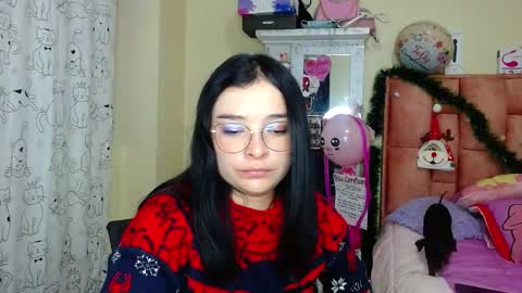 Snapshot of nahia__2 chatting on December 25, 8:50 pm nahia cute only online show from December 25, 8:50 pm