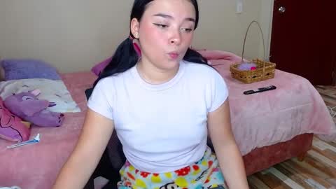 Snapshot of nahia__2 chatting on March 7, 6:43 pm nahia cute only online show from March 7, 6:43 pm