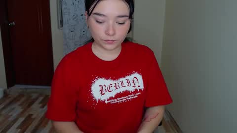Snapshot of nahia__2 chatting on October 8, 6:38 pm nahia cute only online show from October 8, 6:38 pm