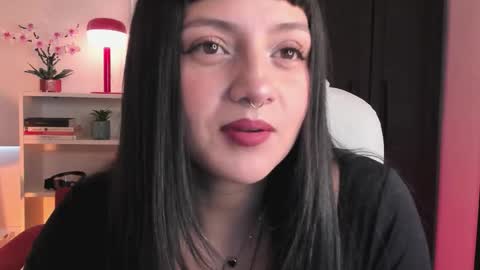 Nahia INDEPENDENT MODEL P online show from March 5, 9:11 pm