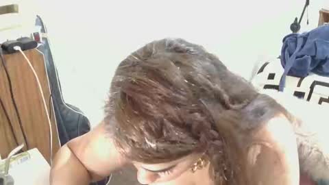 nahiarabiel online show from October 9, 3:21 pm