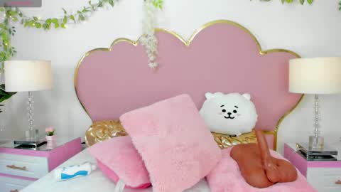 NahiaraReina  online show from September 17, 2:52 pm