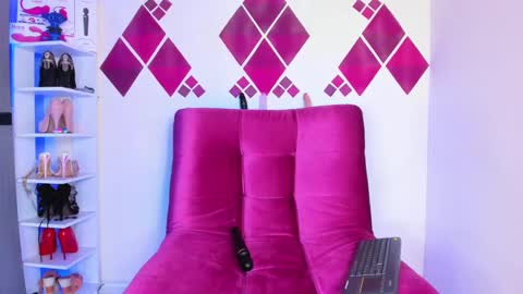 Nahla online show from February 9, 10:43 pm