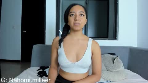 Laura online show from December 20, 11:34 pm