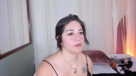 Nahomi  online show from November 9, 11:08 am