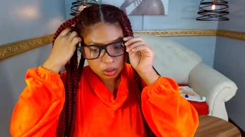 Nahomy online show from November 1, 10:23 pm